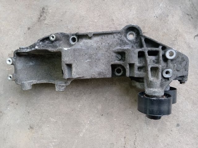 bontott RENAULT MASTER Generátor Tartó Bak